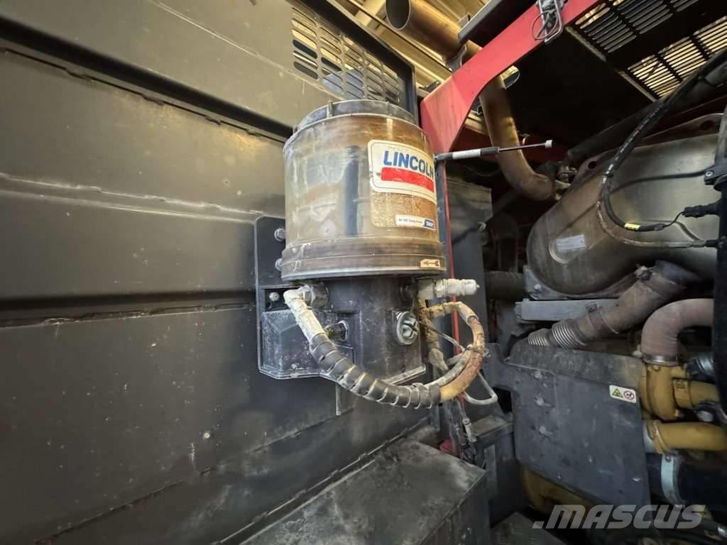 Sandvik DX800 Perforadora de superficie