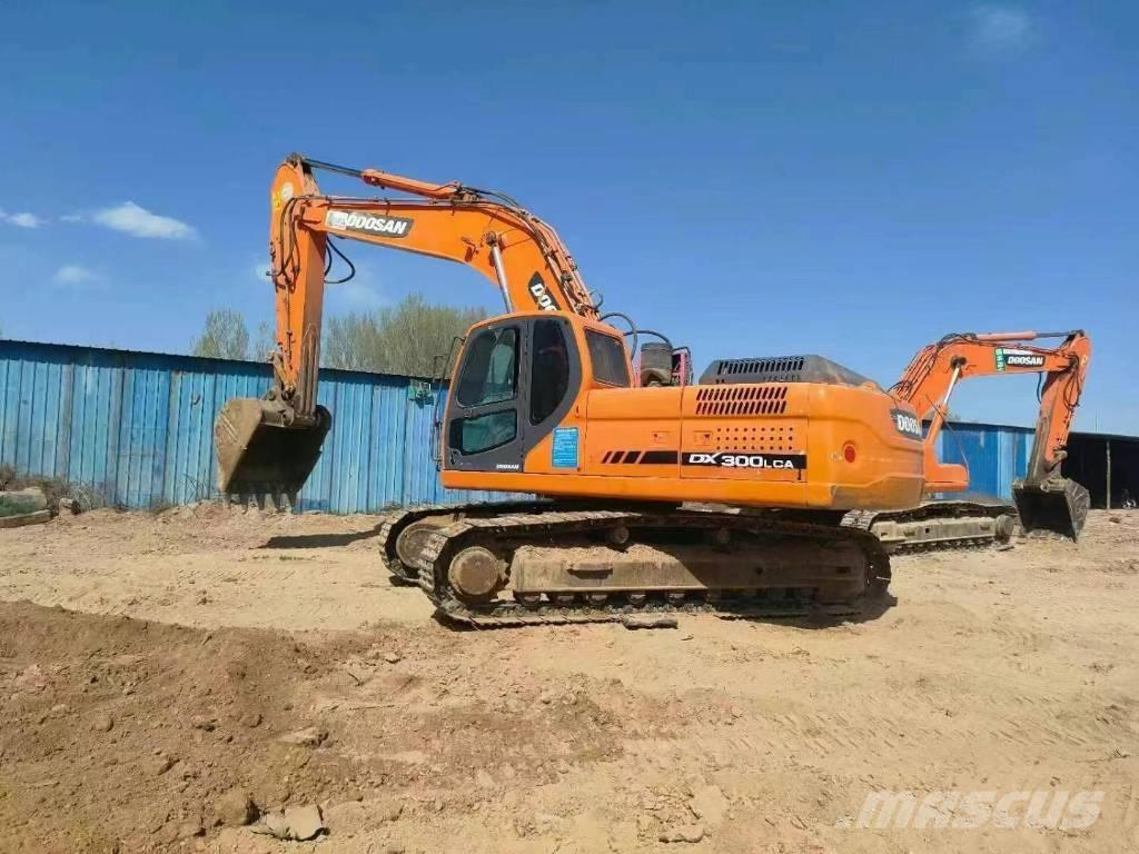 Doosan DX300LC-9 Excavadoras sobre orugas