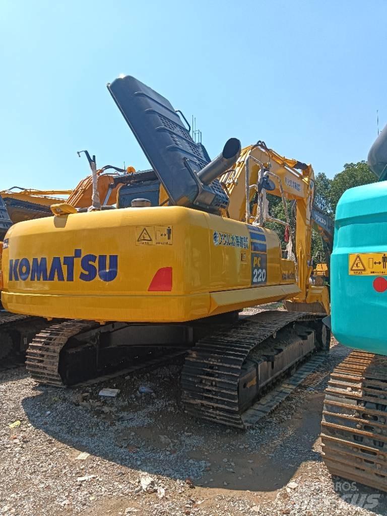 Komatsu PC 220 Excavadoras sobre orugas