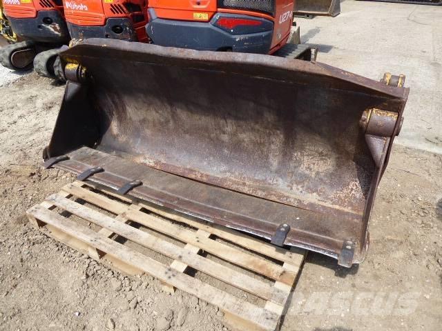 Ford 550 Retrocargadoras