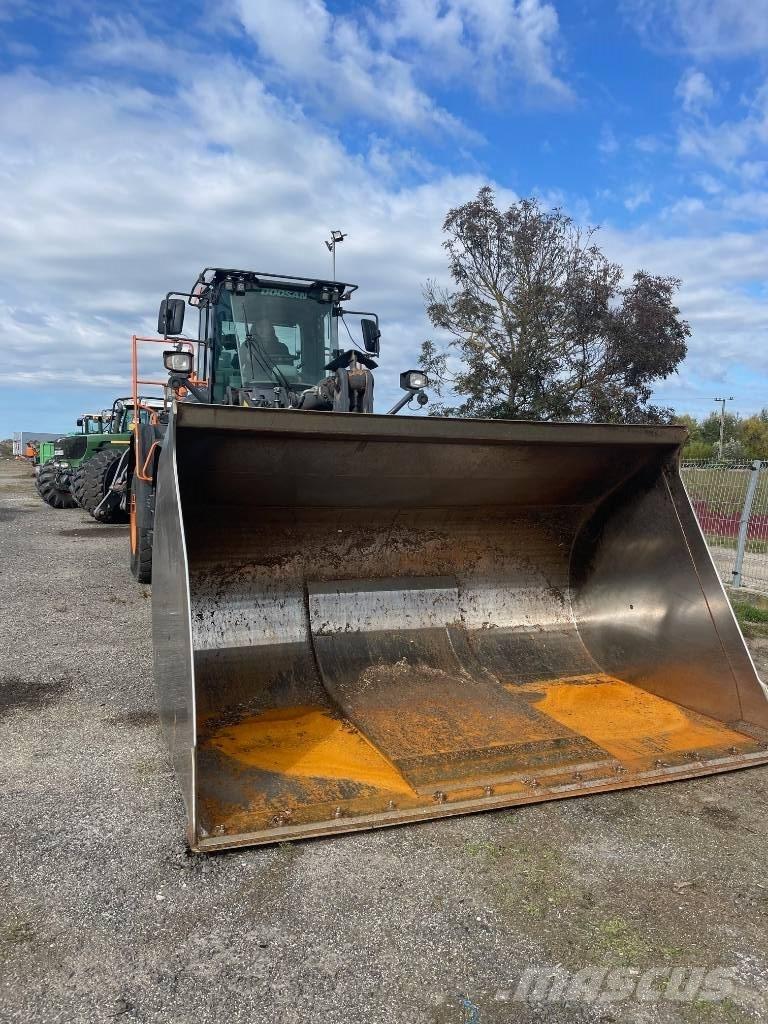 Doosan DL 380-7 Cargadoras sobre ruedas