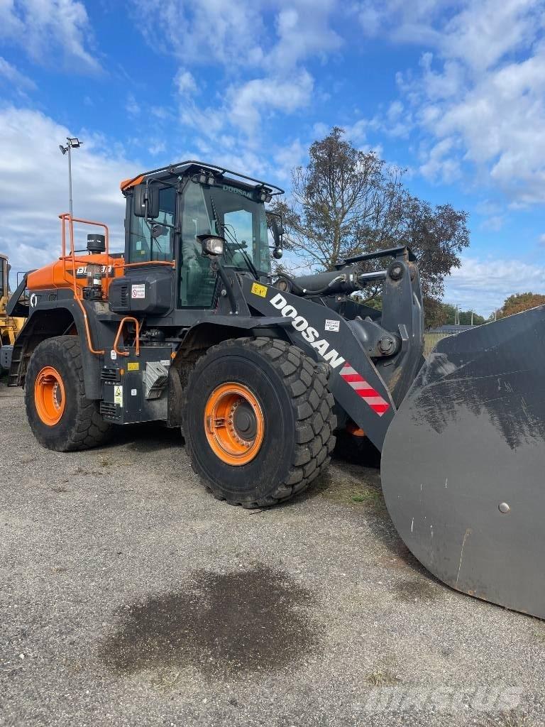 Doosan DL 380-7 Cargadoras sobre ruedas