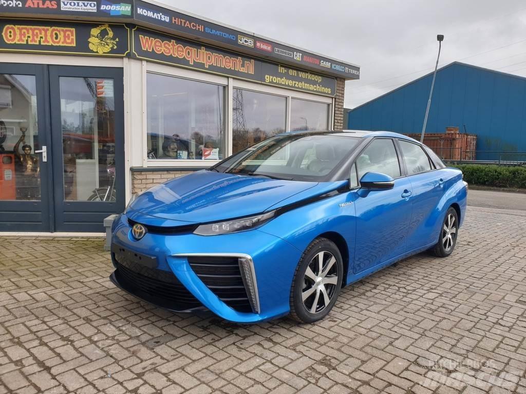 Toyota Mirai Carros