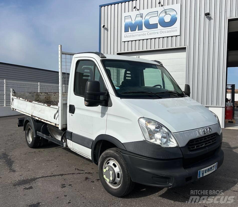 Iveco 35C 11 Caja abierta/laterales abatibles