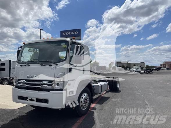 Isuzu FTR Camiones con chasís y cabina