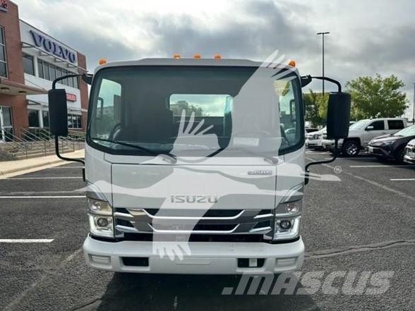 Isuzu NPR HD Camiones con chasís y cabina
