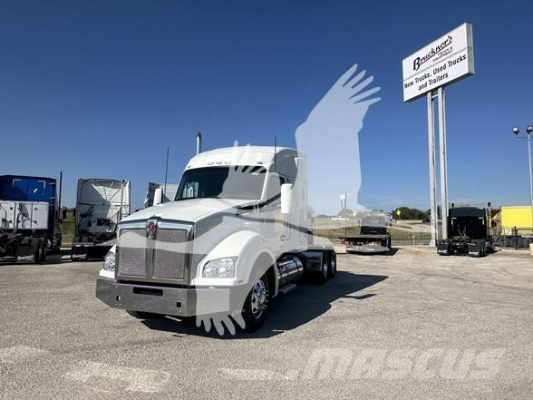 Kenworth T880 Camiones tractor