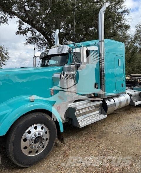 Kenworth W900L Camiones tractor