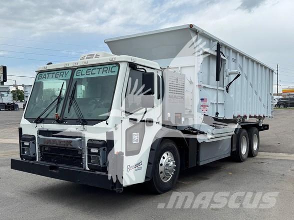 Mack LR64 Otros