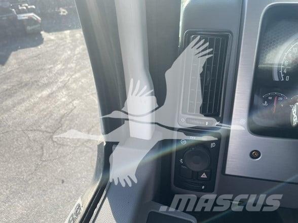 Mack MD6 Camiones con chasís y cabina