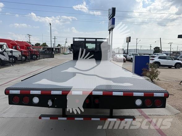 Mack MD6 Camiones de cama baja