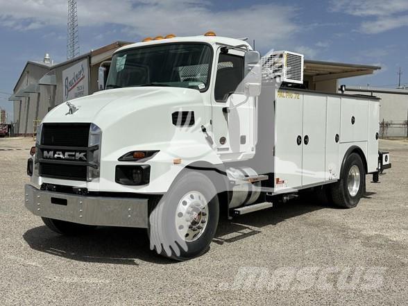 Mack MD7 Otros