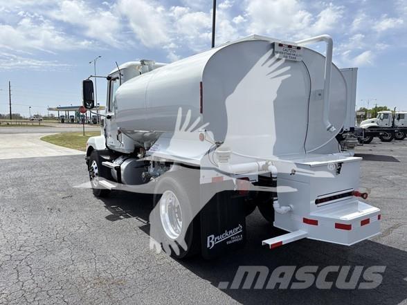 Mack MD7 Camiones cisternas
