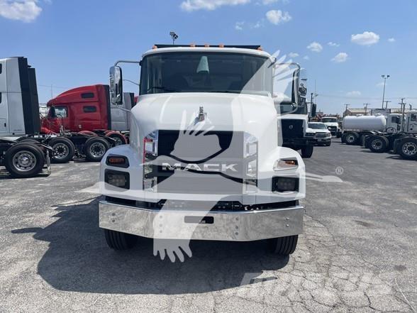 Mack MD7 Bañeras basculantes usadas