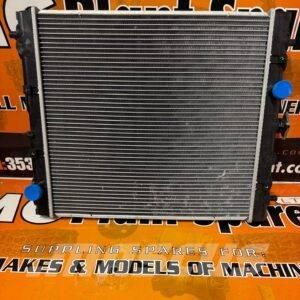 Hitachi ZX 70 Radiadores