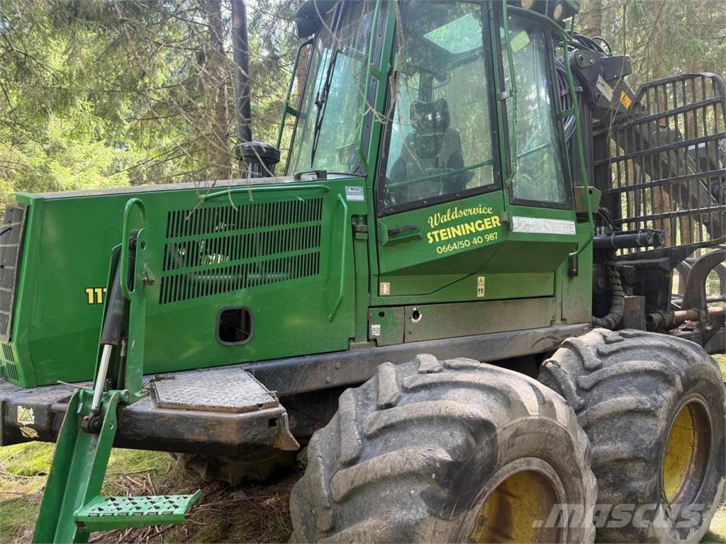 John Deere 1110 D Transportadoras