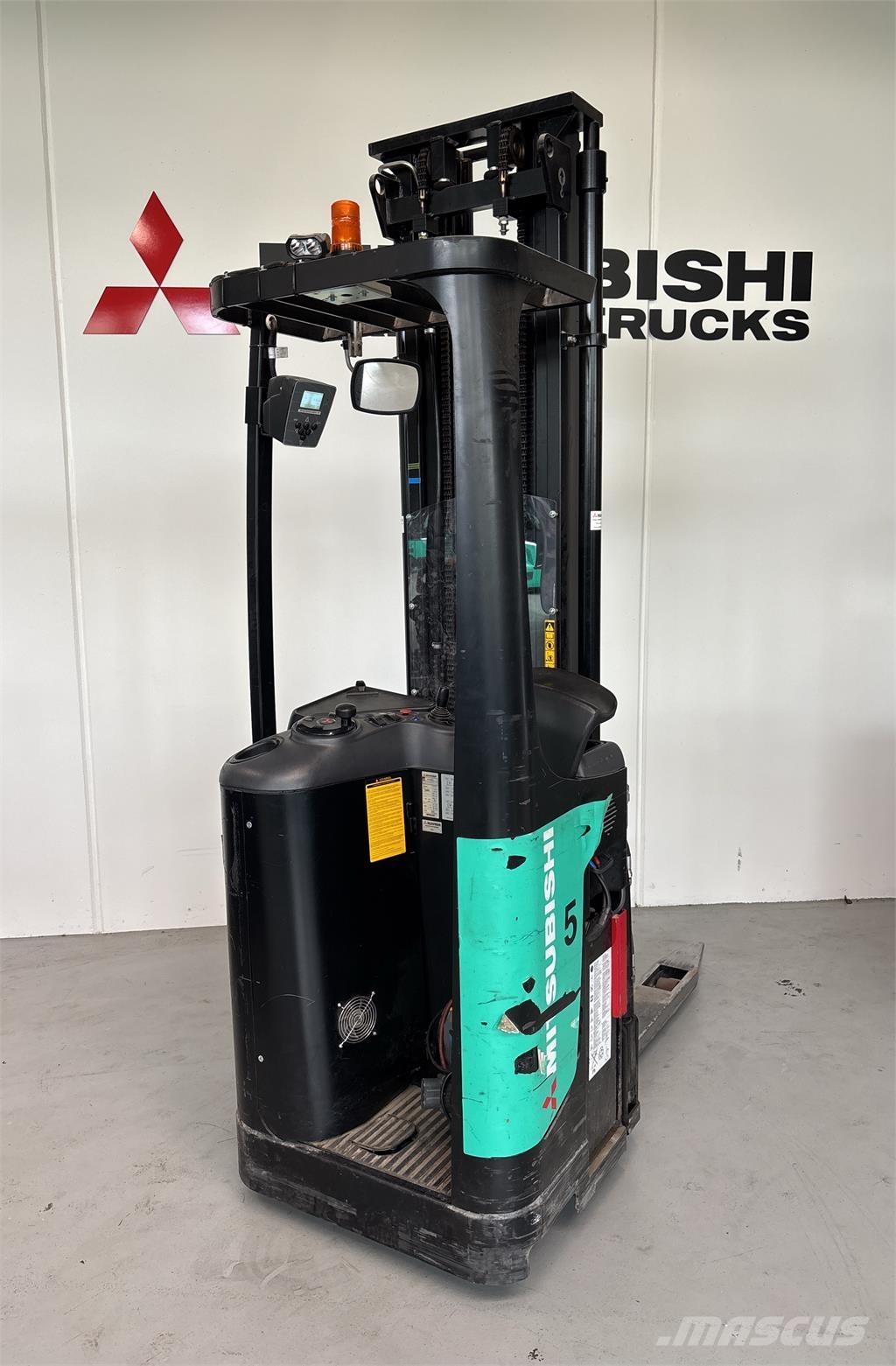 Mitsubishi SBR16N Apiladoras eléctricos