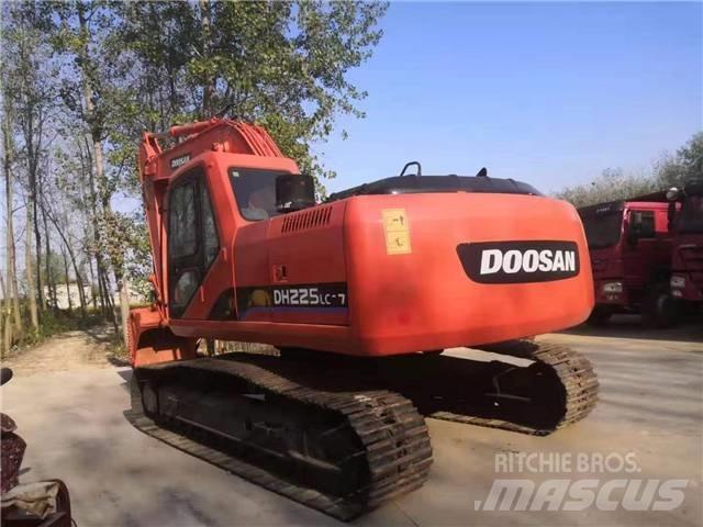 Doosan DH225 Excavadoras sobre orugas