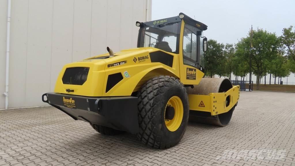 Bomag BW213 DH-5 Rodillos de un solo tambor