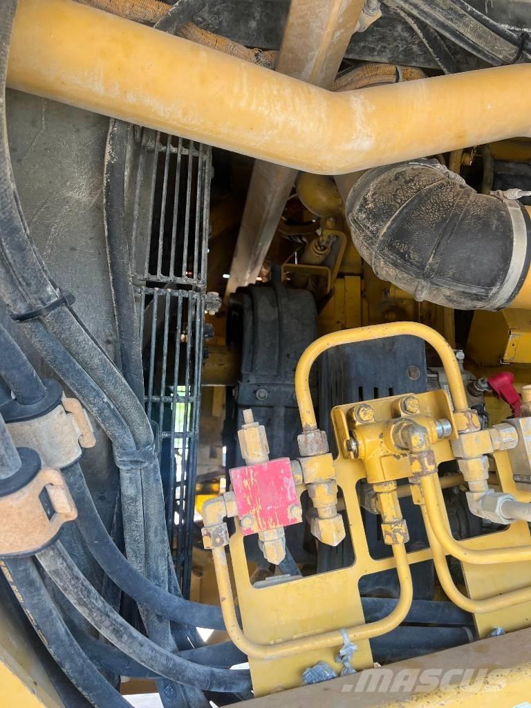 CAT 773 F Camiones de volteo rigidos