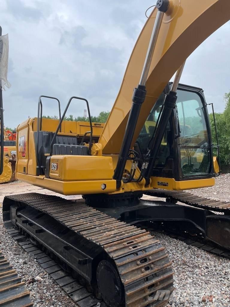 CAT 323GX Excavadoras 7t - 12t