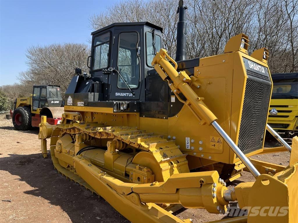 Shantui SD 22 Buldozer sobre oruga