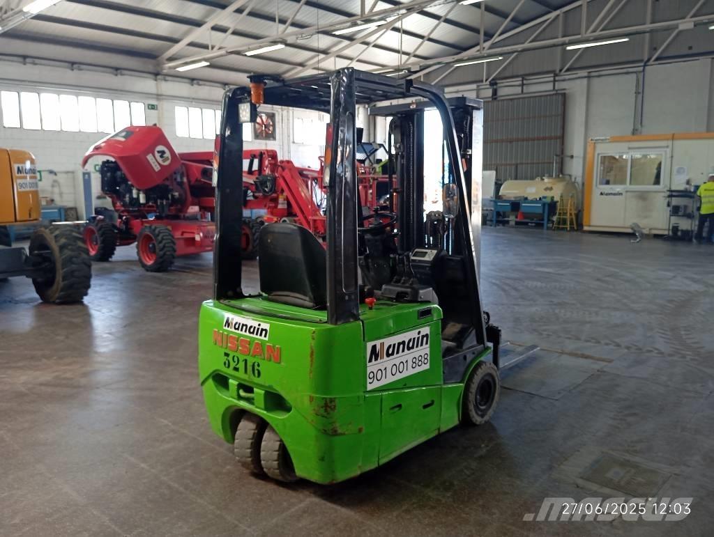 Nissan 1N1L180Q Camiones diesel