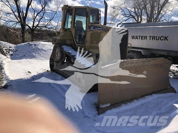CAT D6N LGP Buldozer sobre oruga