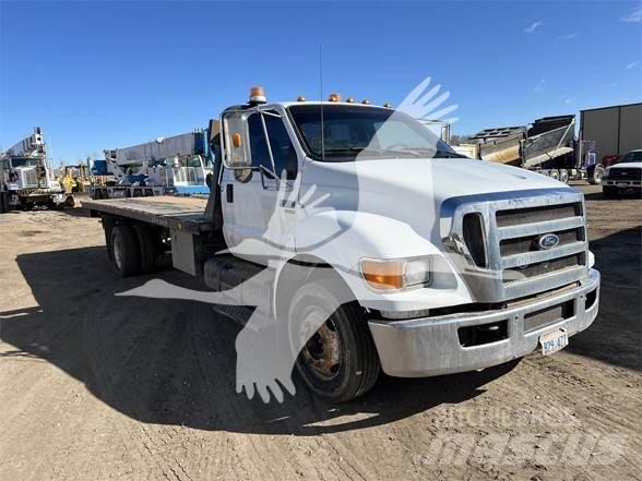 Ford F650 Camiones de cama baja