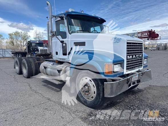 Mack CH613 Camiones tractor