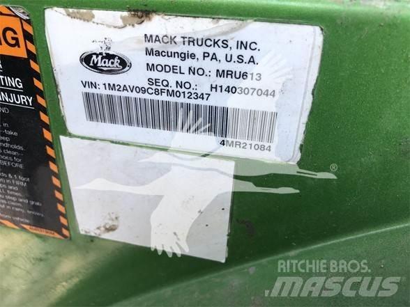 Mack MRU613 Otros