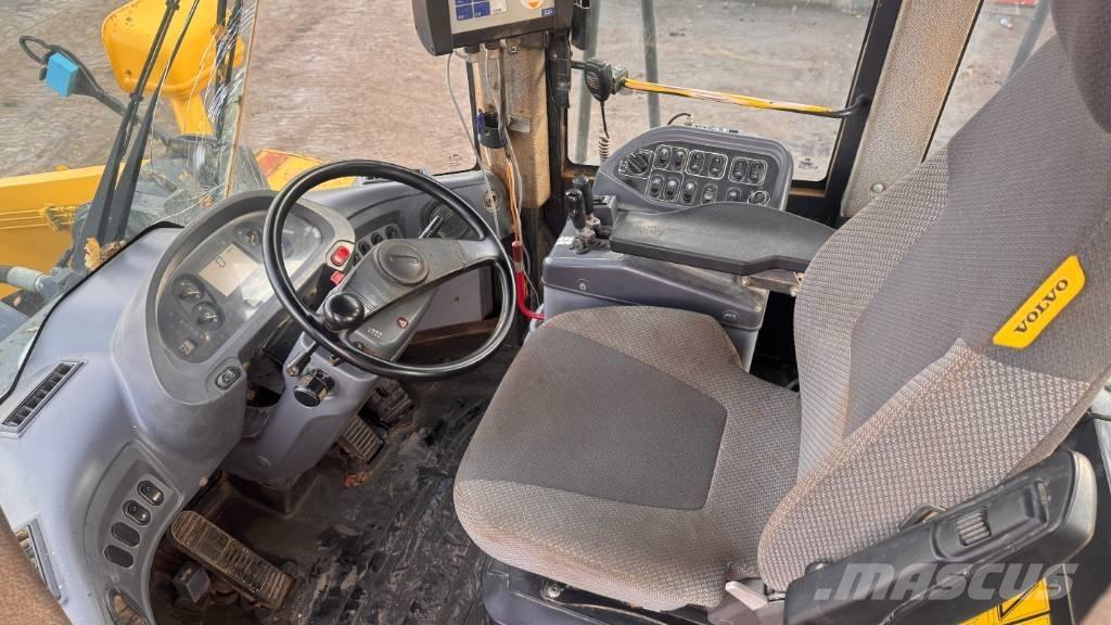 Komatsu WA 500-6 Cargadoras sobre ruedas