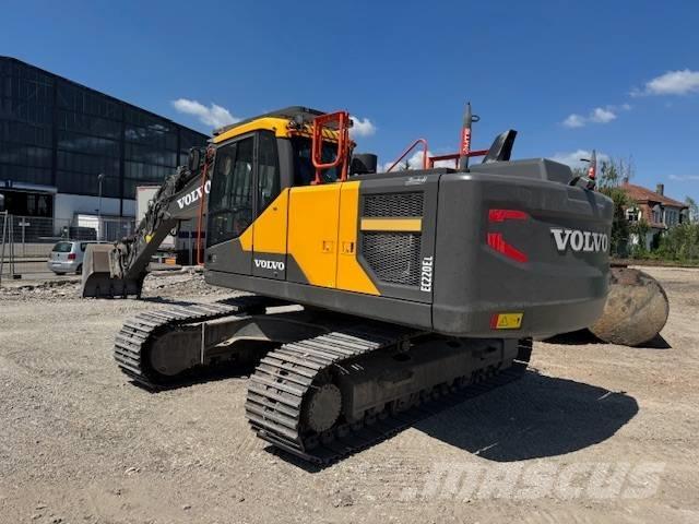 Volvo EC220EL Excavadoras sobre orugas