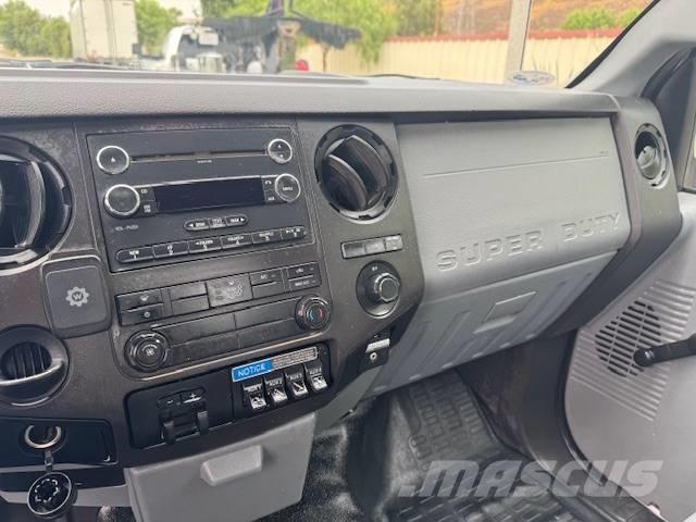 Ford F 450 Vehículos municipales multiusos