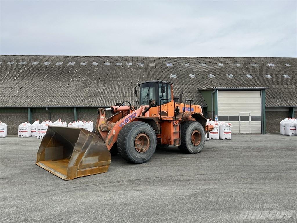 Hitachi W 270 Cargadoras sobre ruedas