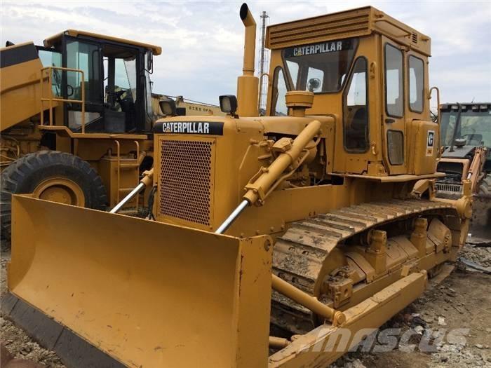 CAT D 6 D Buldozer sobre oruga