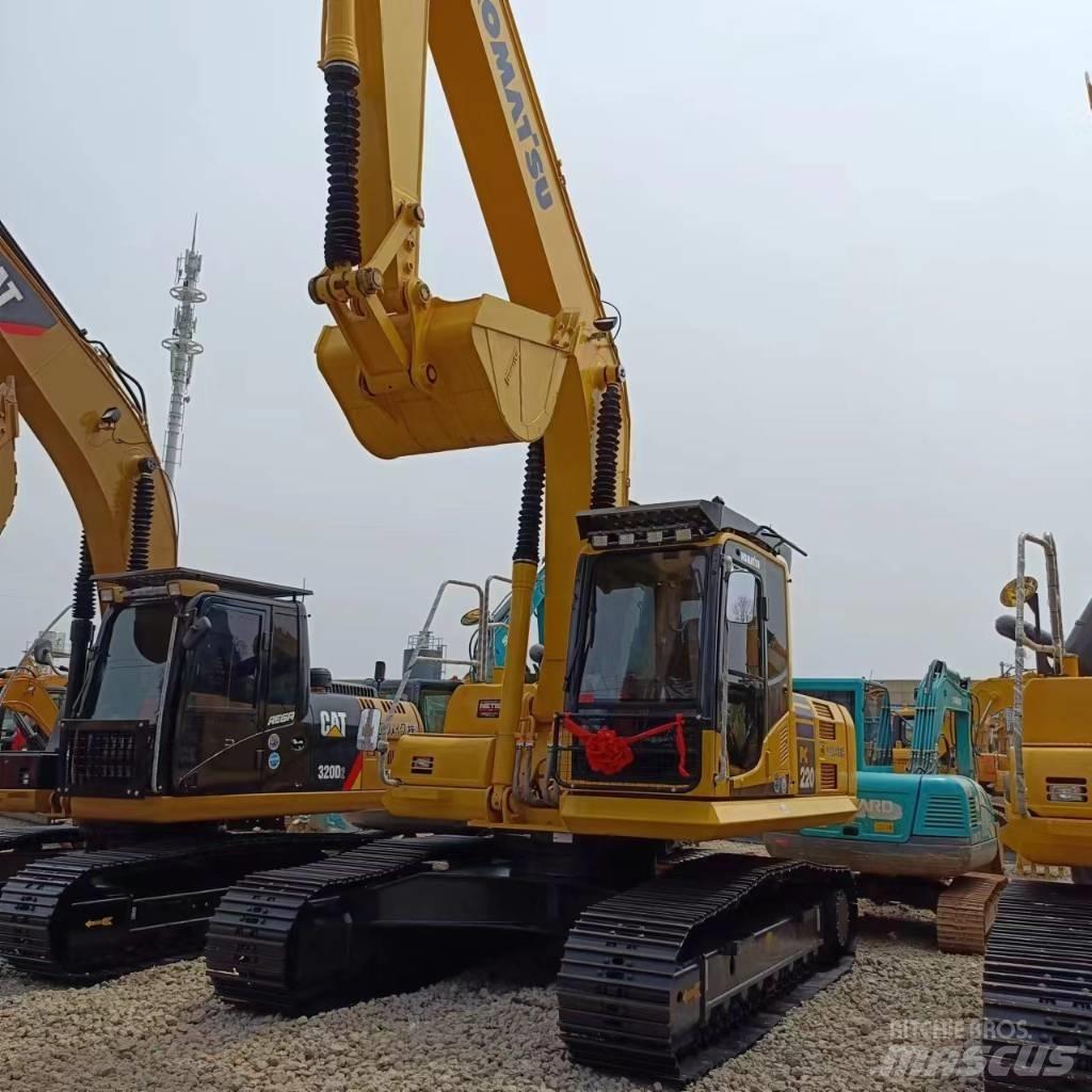 Komatsu PC 220 Excavadoras sobre orugas