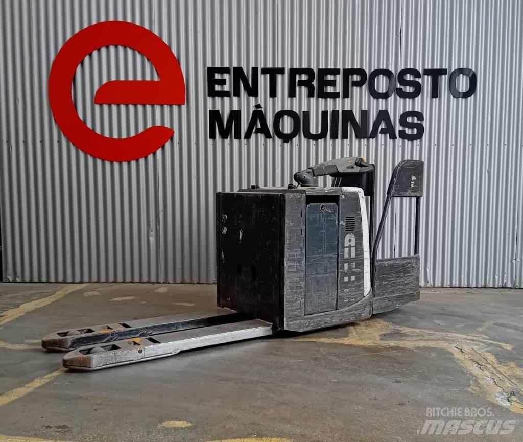 UniCarriers PMR 200F Montacargas con plataformas de baja elevación