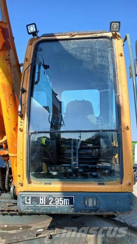 Hyundai Robex 220 LC Excavadoras sobre orugas