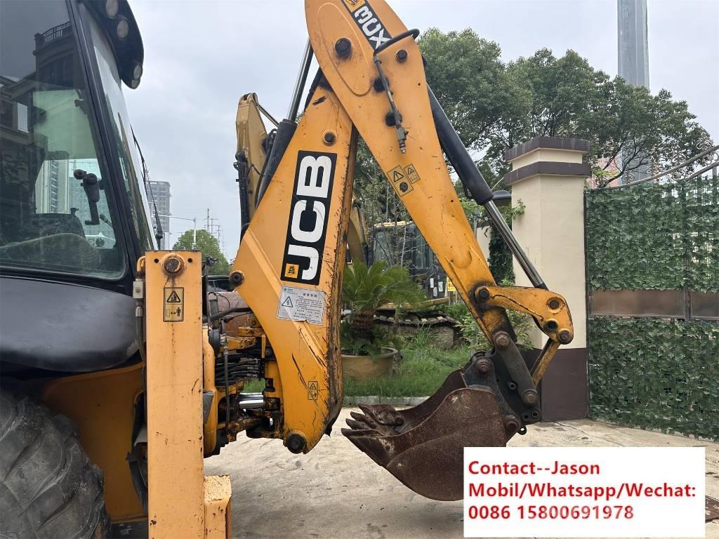 JCB 3 CX 4 T Retrocargadoras