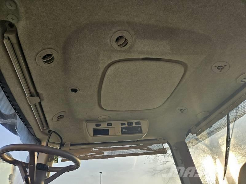 John Deere 8320 R Tractores