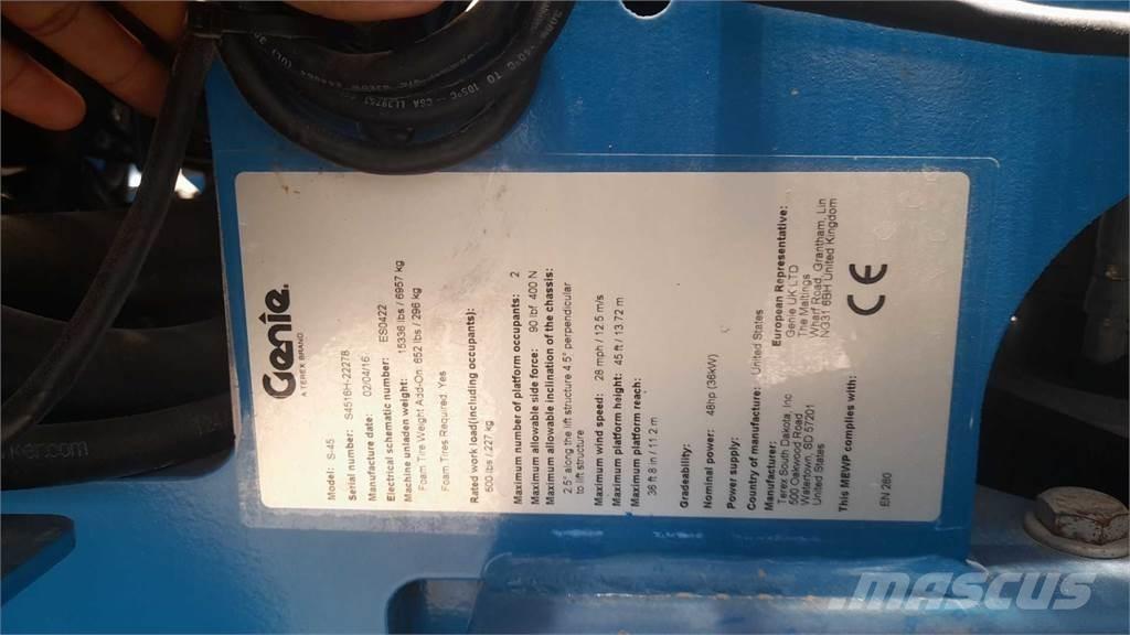 Genie S45 Plataformas con brazo de elevación telescópico