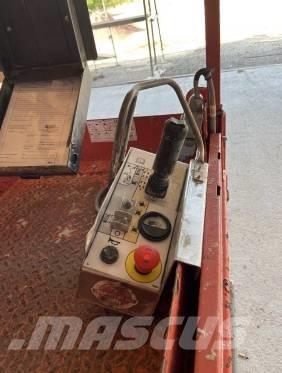 SkyJack SJ III 3219 Plataformas tijera