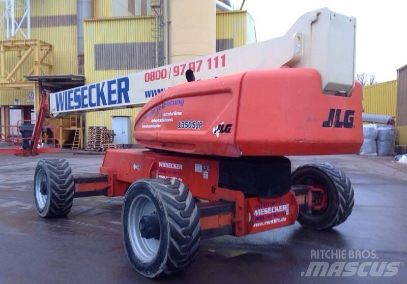 JLG 1350 SJP Plataformas con brazo de elevación telescópico