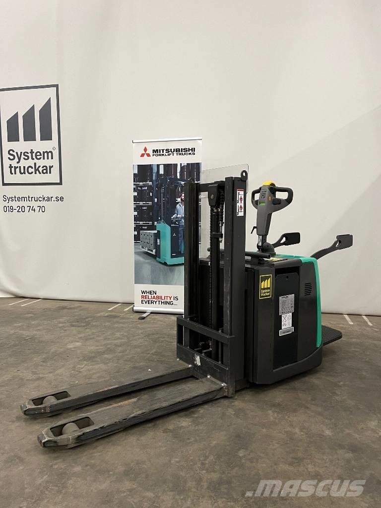 Mitsubishi PBV20PD Montacargas manual