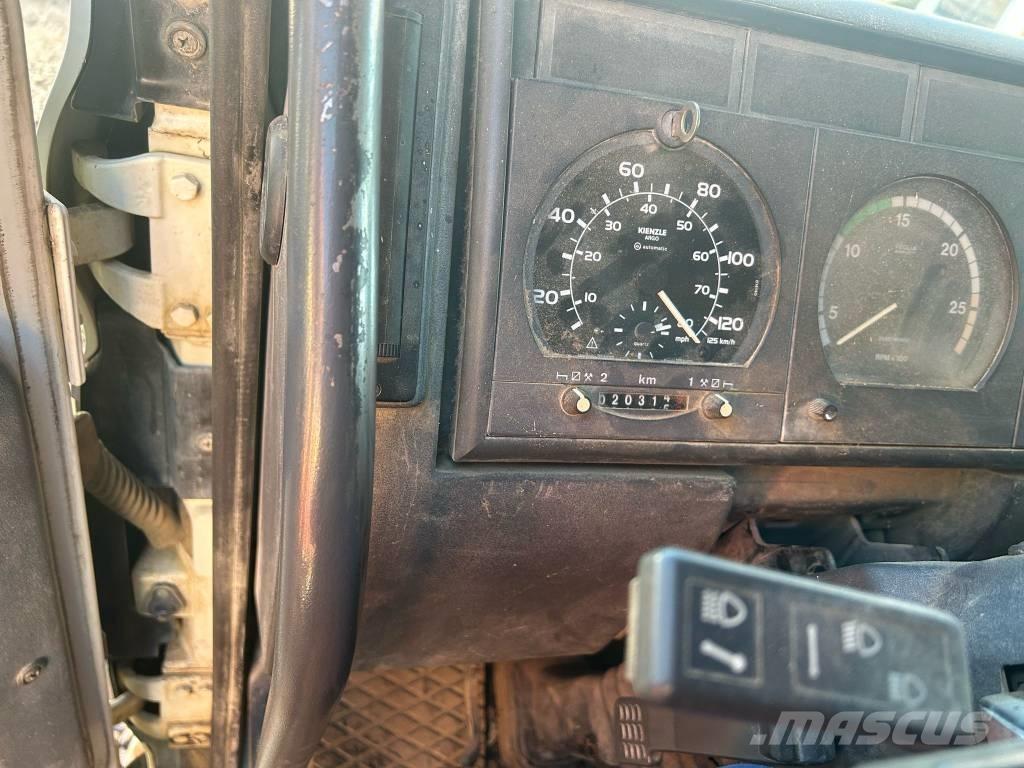 Astra 8845 Tractores forestales