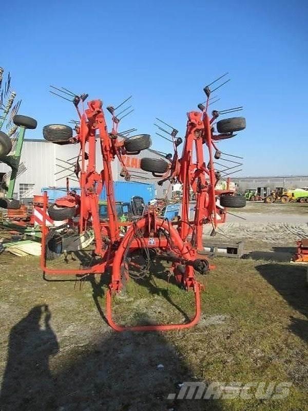 Kuhn GF8702 Rastrilladoras y rastrilladoras giratorias
