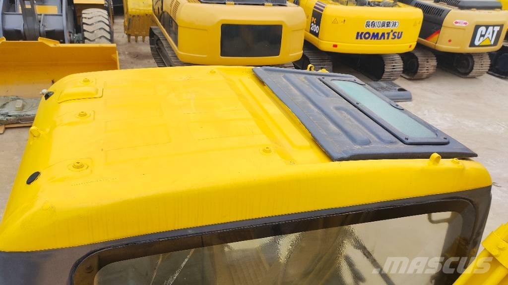 Komatsu PC130-7 Excavadoras sobre orugas