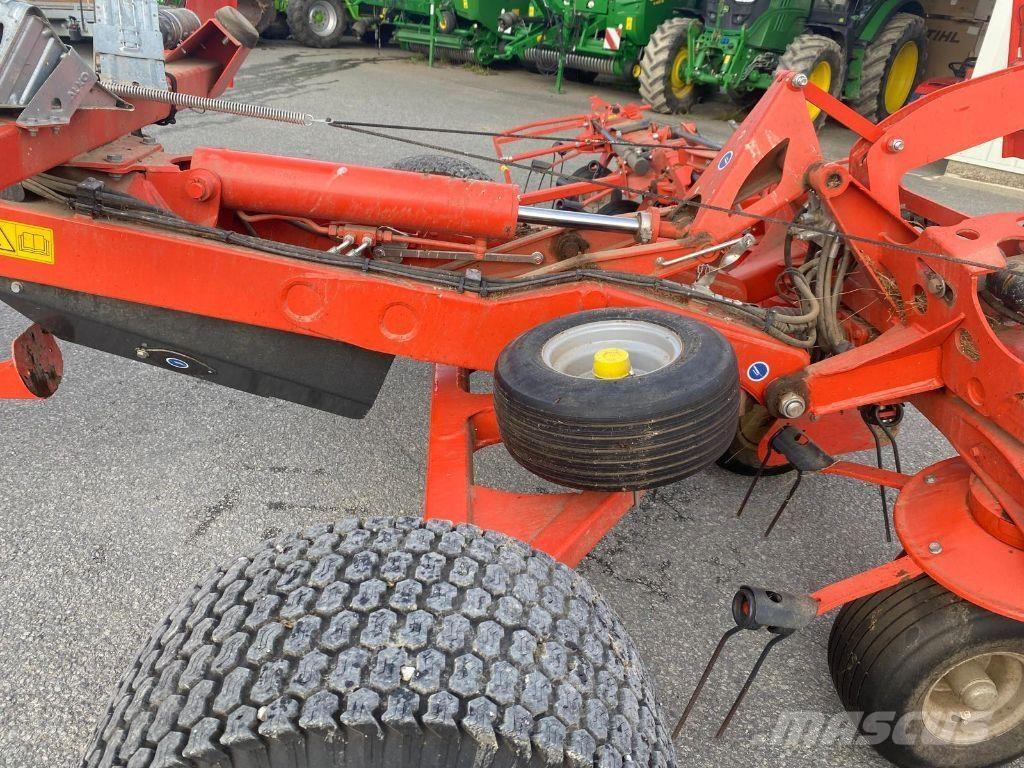 Kuhn GF8712T Rastrilladoras y rastrilladoras giratorias