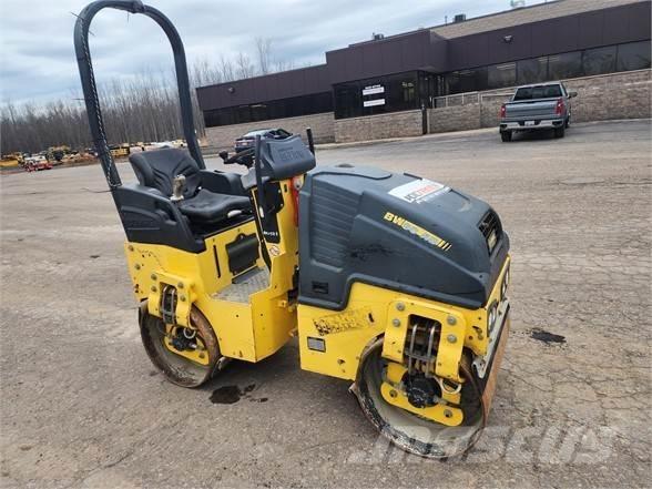 Bomag BW90AD-5 Rodillos de un solo tambor